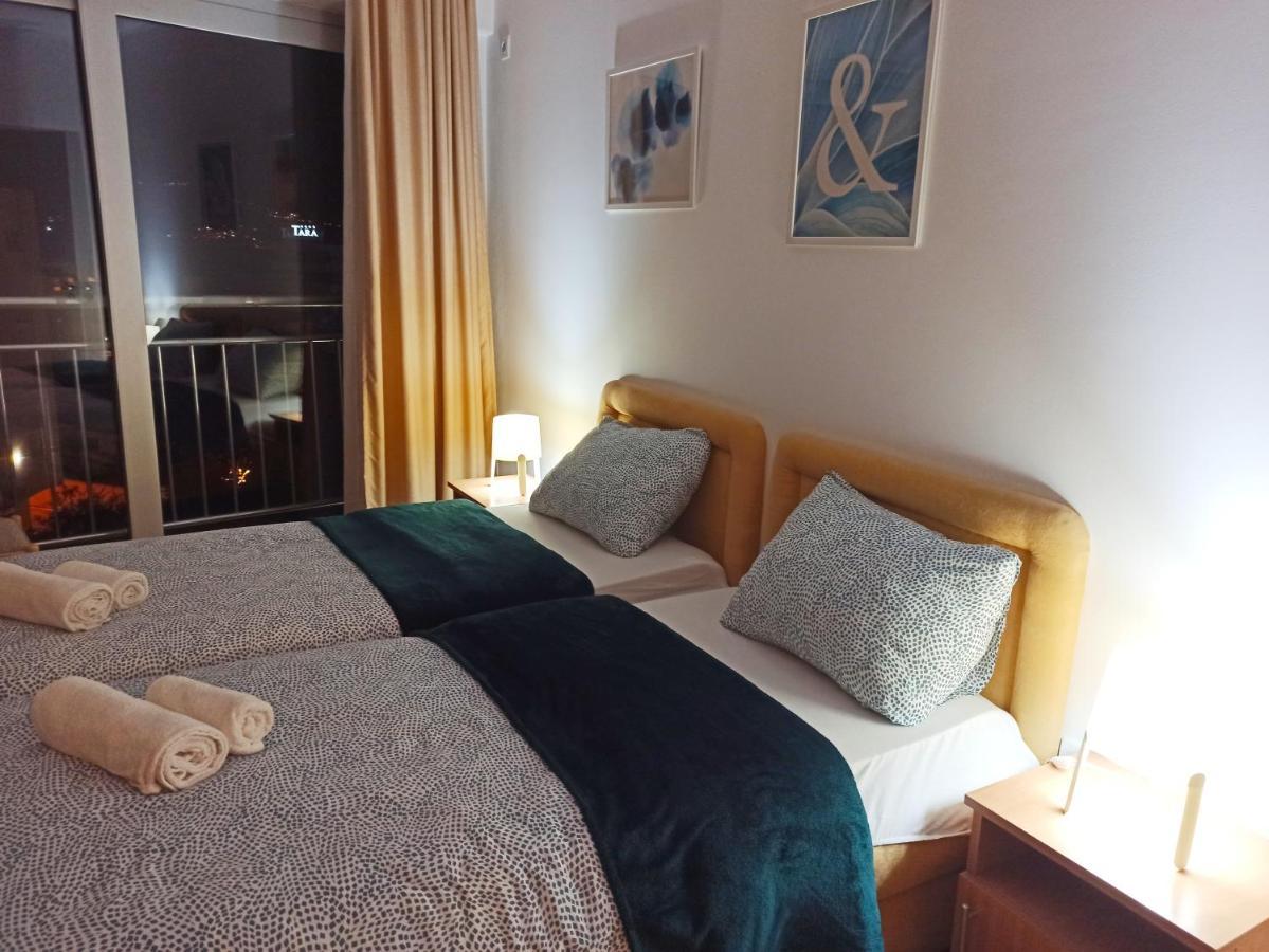 Apartments Mitende บุดวา ภายนอก รูปภาพ